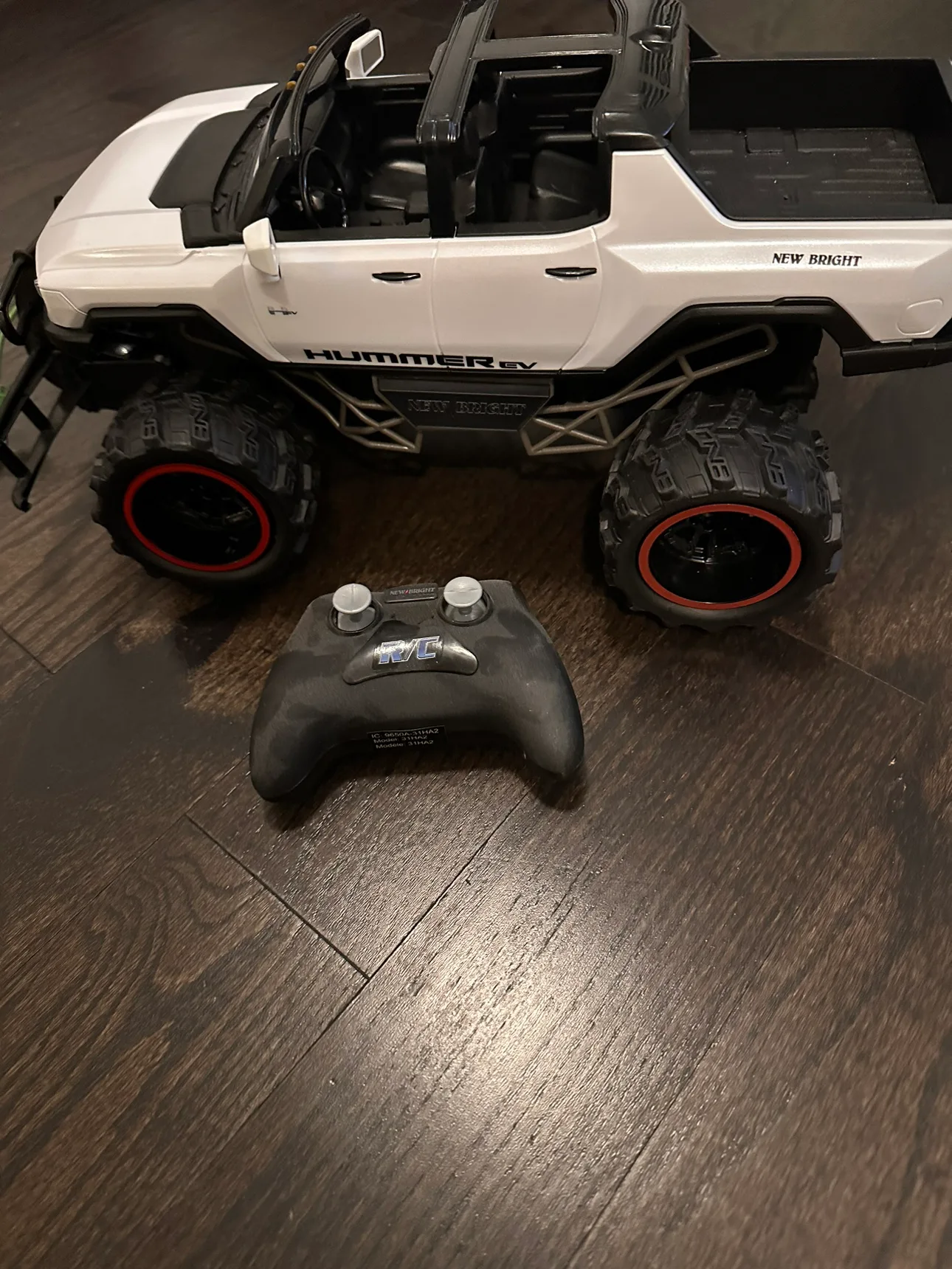 Hummer Remote Control Car thumbnail