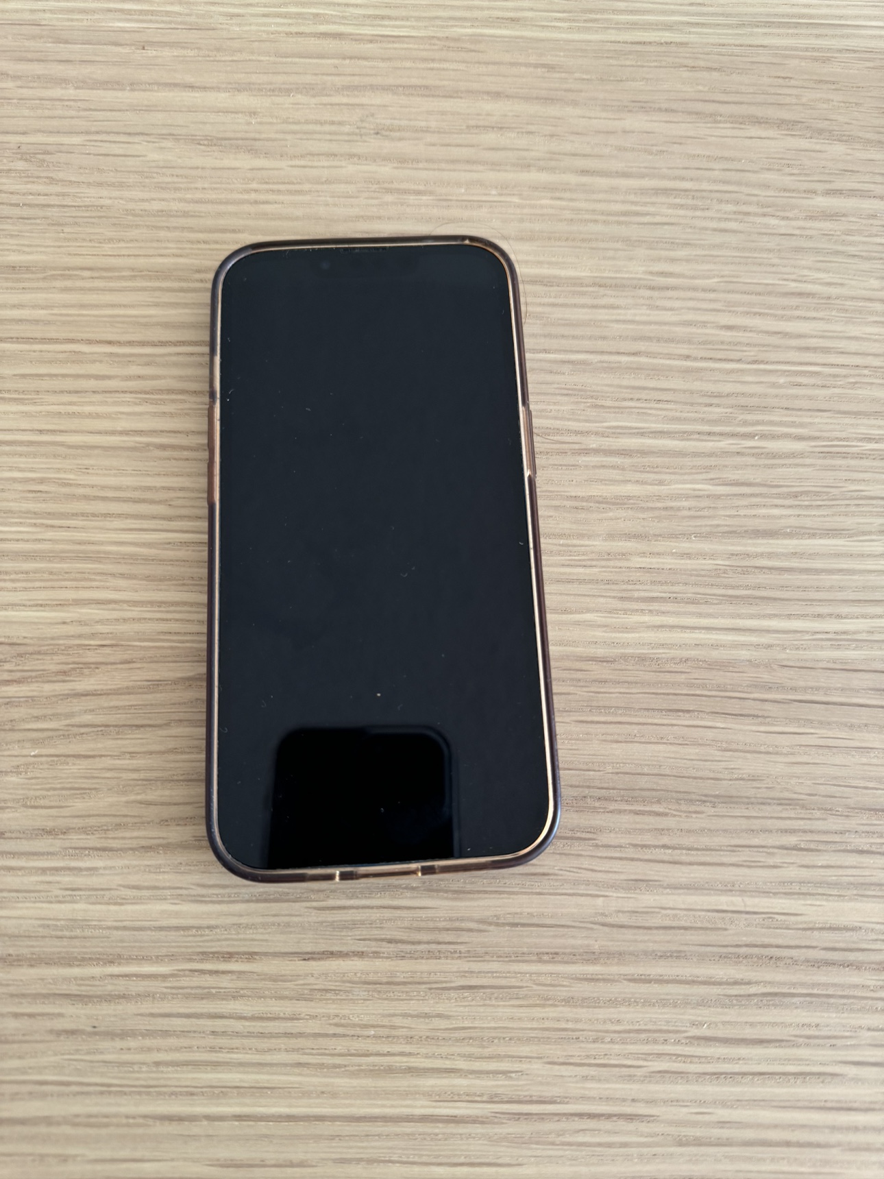 iPhone 15 - photo 2