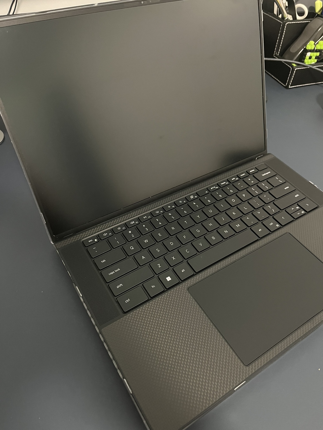 Dell XPS 15 (9530) Laptop - photo 2