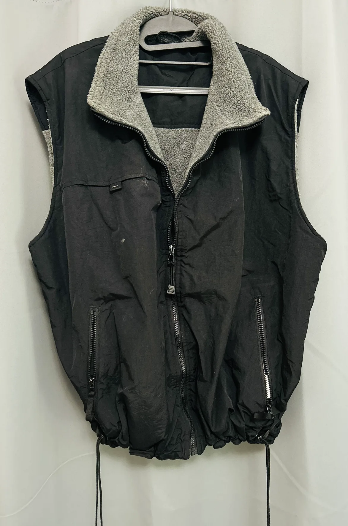 Black Fleece Lined Vest thumbnail