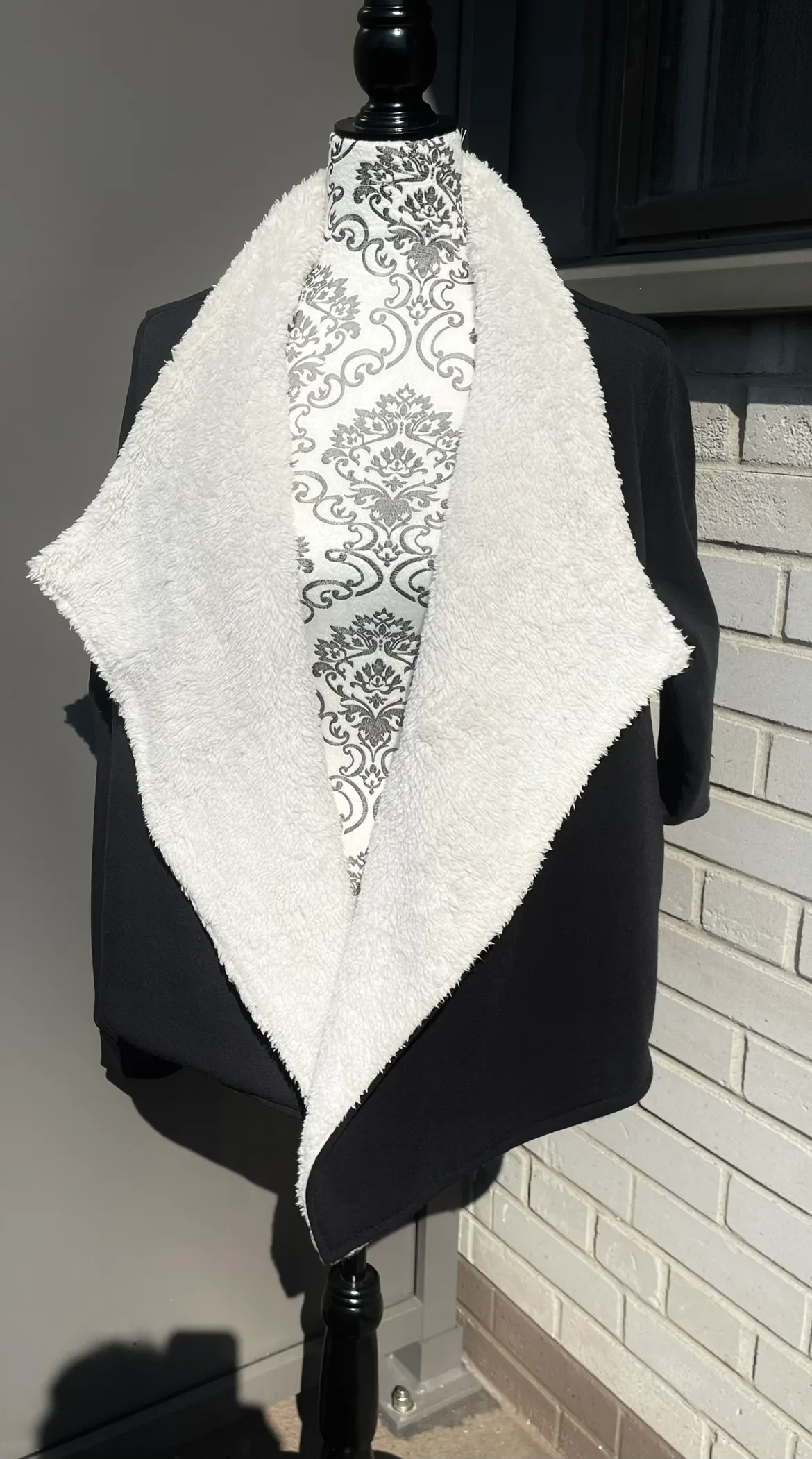 Black Fleece Jacket image indicator(2)