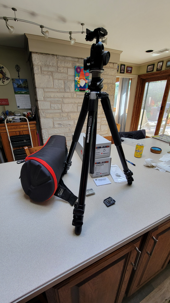 Manfrotto 055XPROB Tripod 498RC2 Pro Tripod Head Kit  Padded Bag