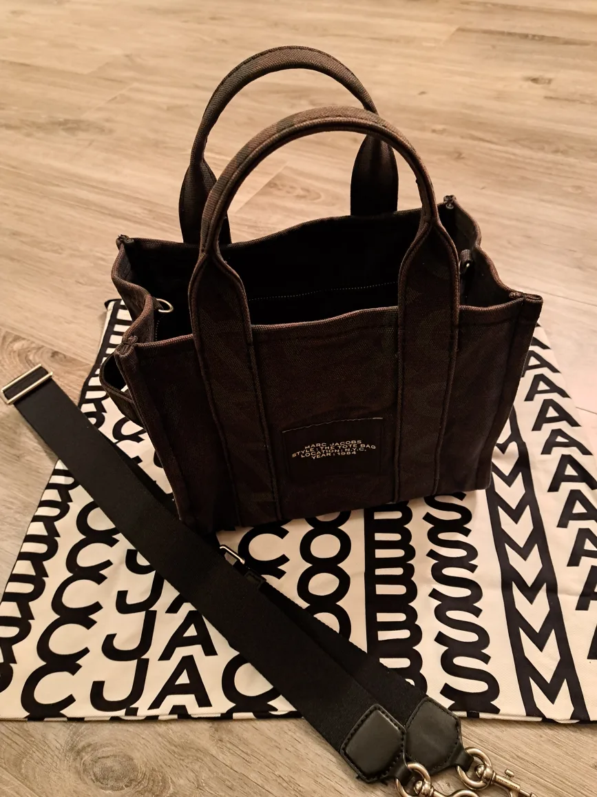 Marc Jacobs Tote Bag thumbnail