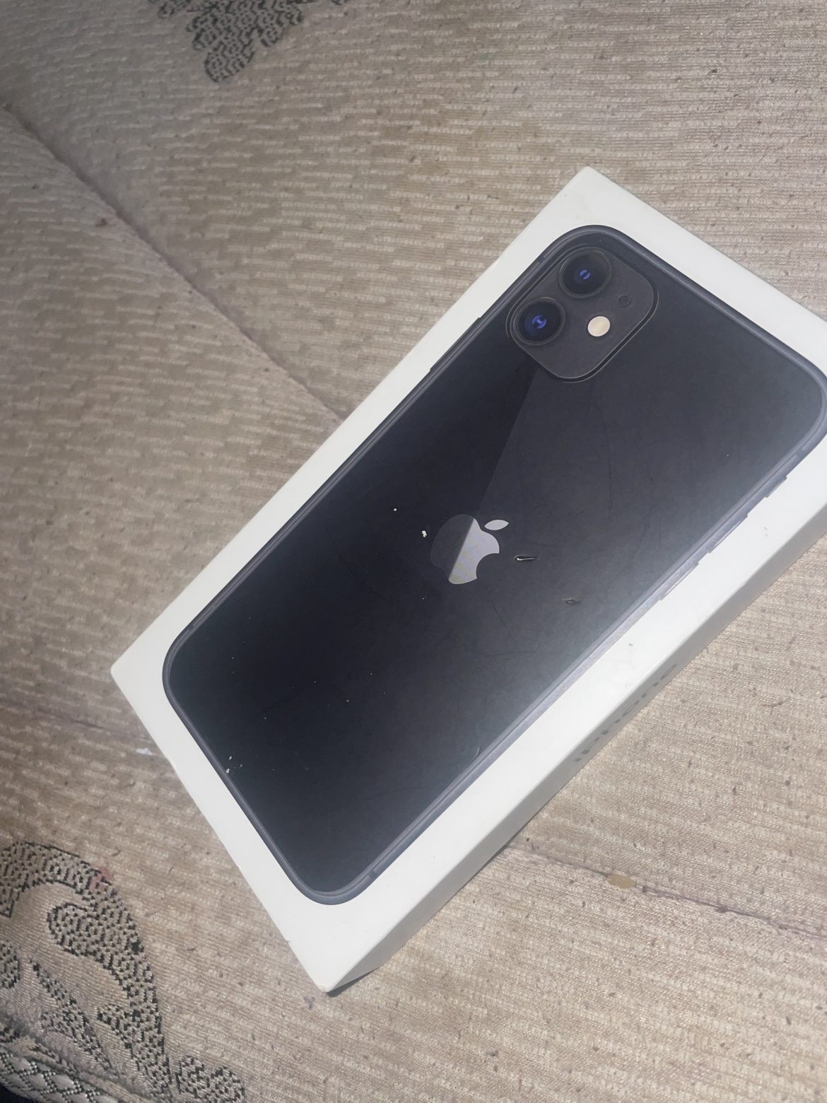 IPhone 12 - photo 3
