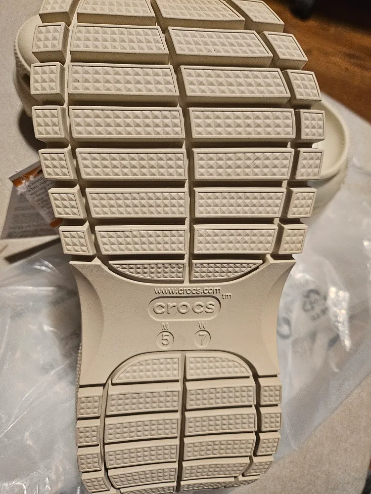 Crocs Mega Crush Clog image indicator(2)