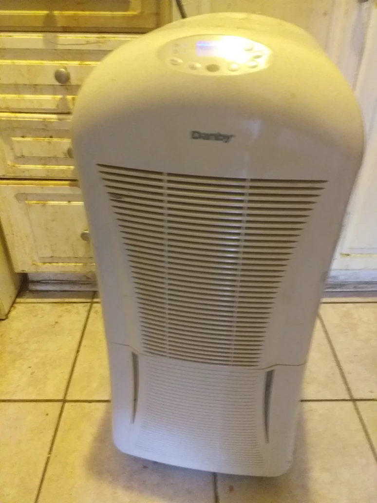 Danby Dehumidifier 3in1 - photo 2