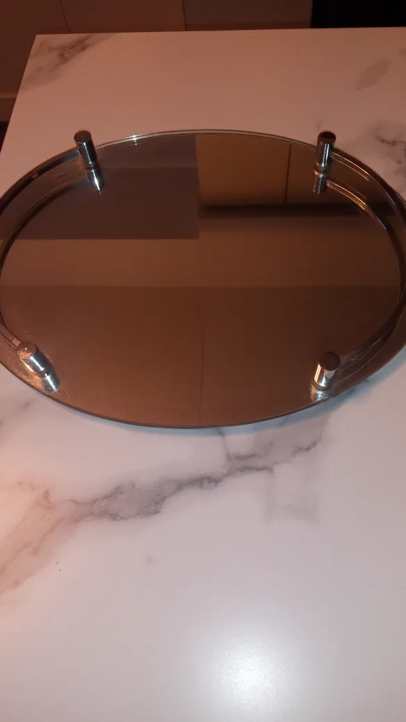 🎄🎄🎄Sofía Vergara Perfumes/Body Lotions with mirror tray. image indicator(9)