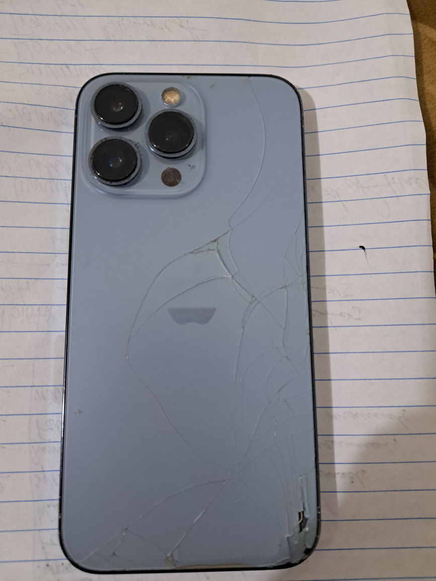 Iphone 13 Pro **for parts** - photo 2
