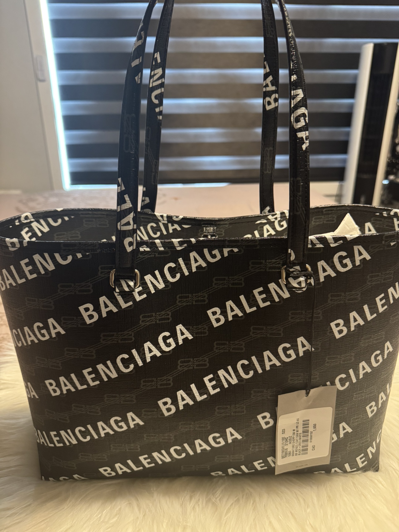 Authentic Balenciaga Tote medium Bag - photo 2