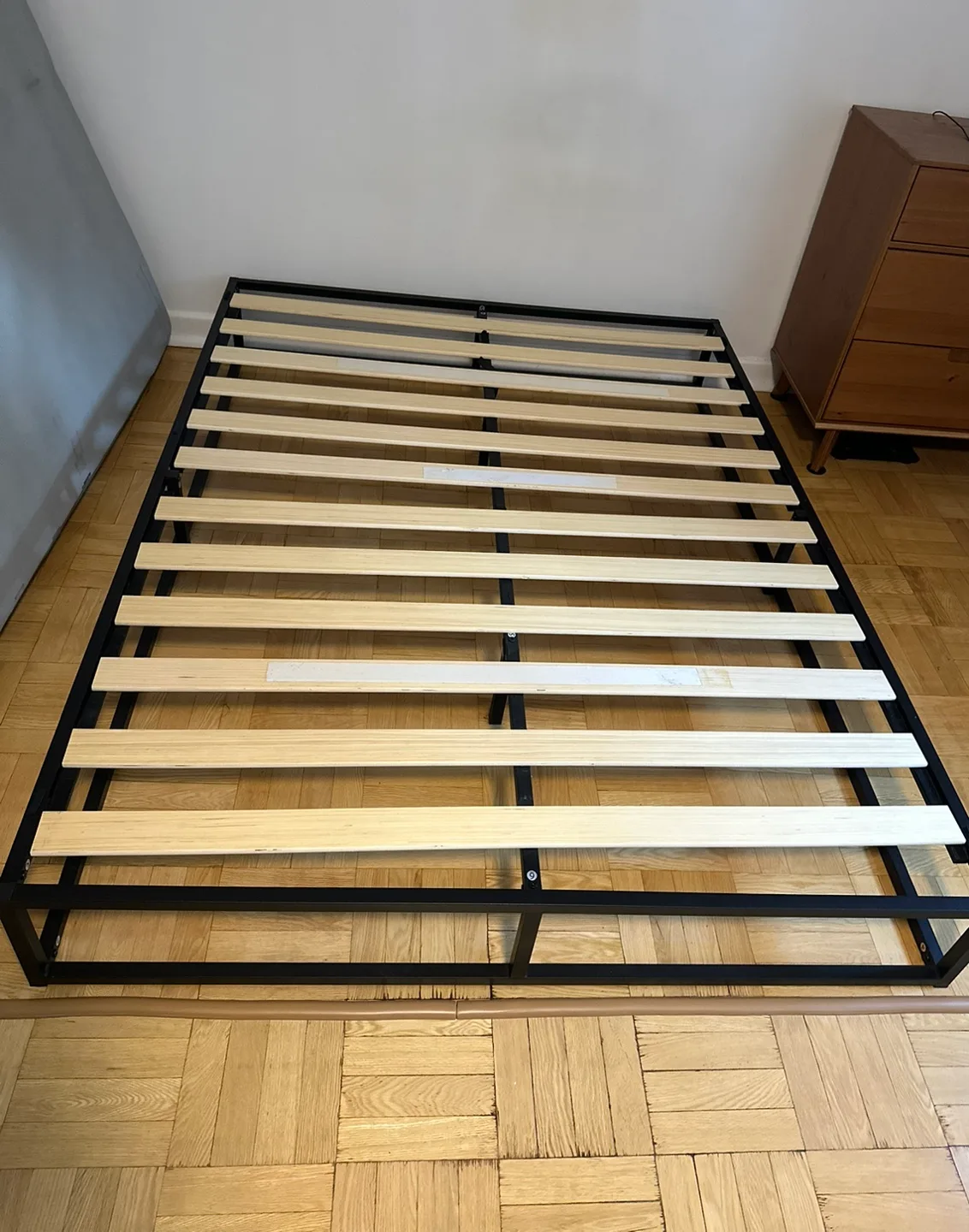 Zinus Queen Bed Frame Black Metal thumbnail
