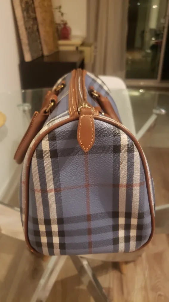 Burberry speedy tote bag image indicator(2)
