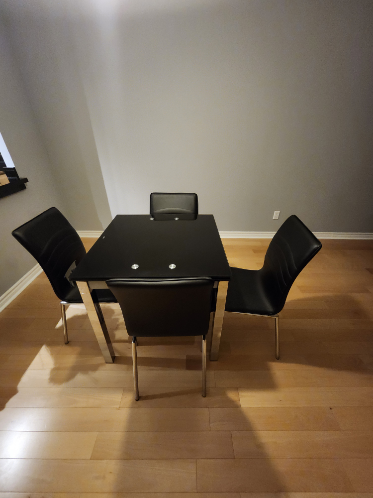 Expandable Black Glass Dining Table - photo 2