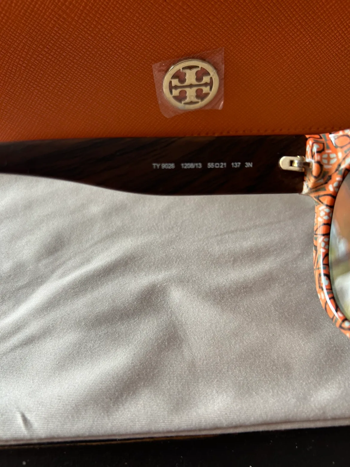 Tory Burch Multicolor driftwood Sunglasses image indicator(5)