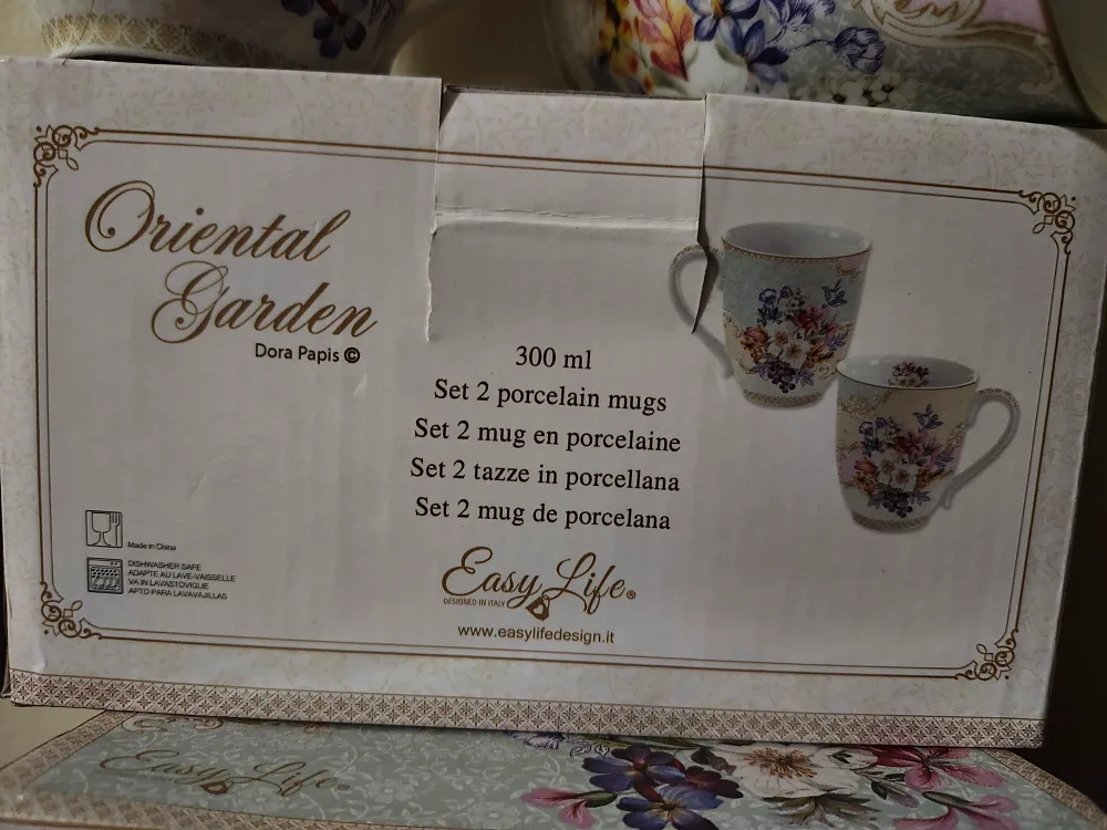 Oriental Garden Set of 2 Porcelain Mugs image indicator(4)