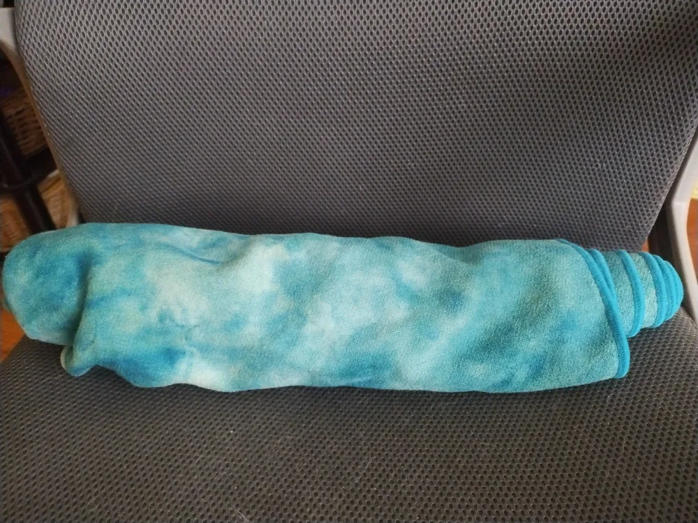 Blue Tie Dye yoga Towel #freecycle thumbnail
