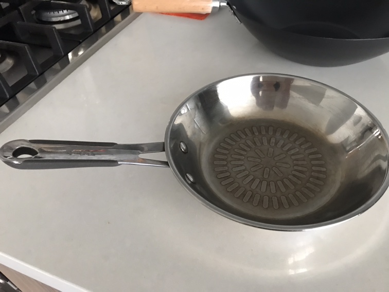 Wok, skillet, cast iron griddle - photo 2