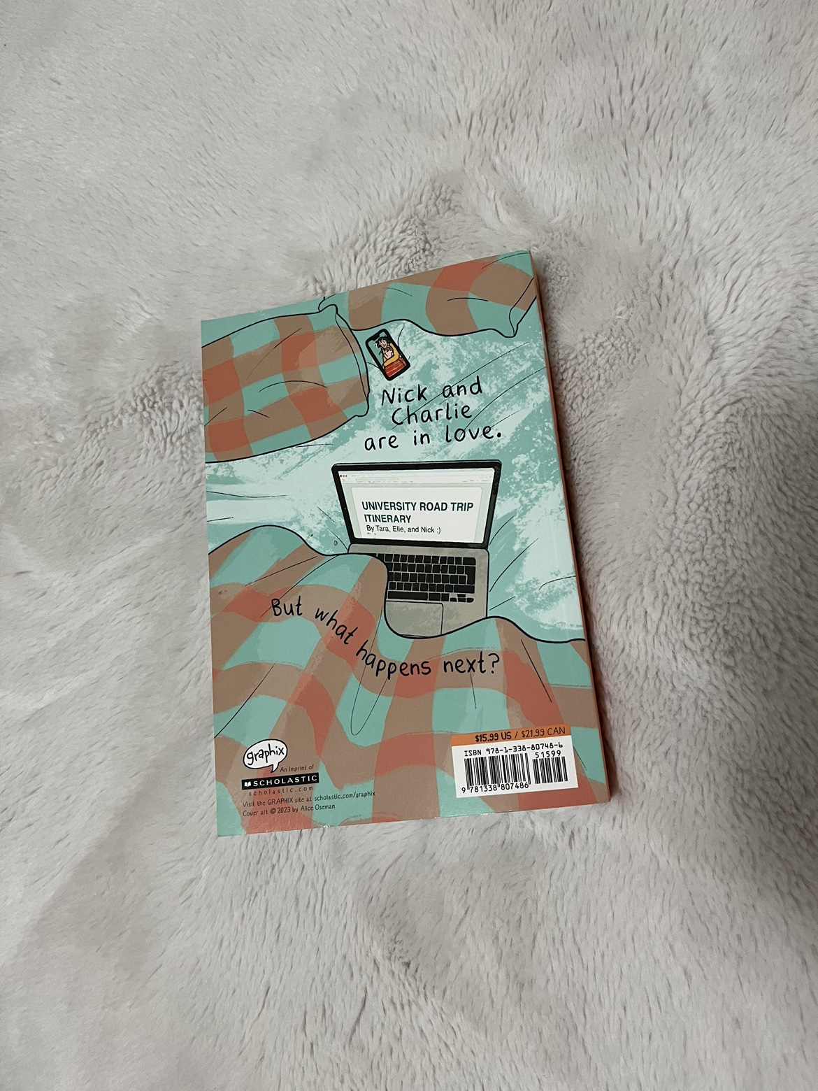 Heartstopper Books Volumes 1-5 - photo 2