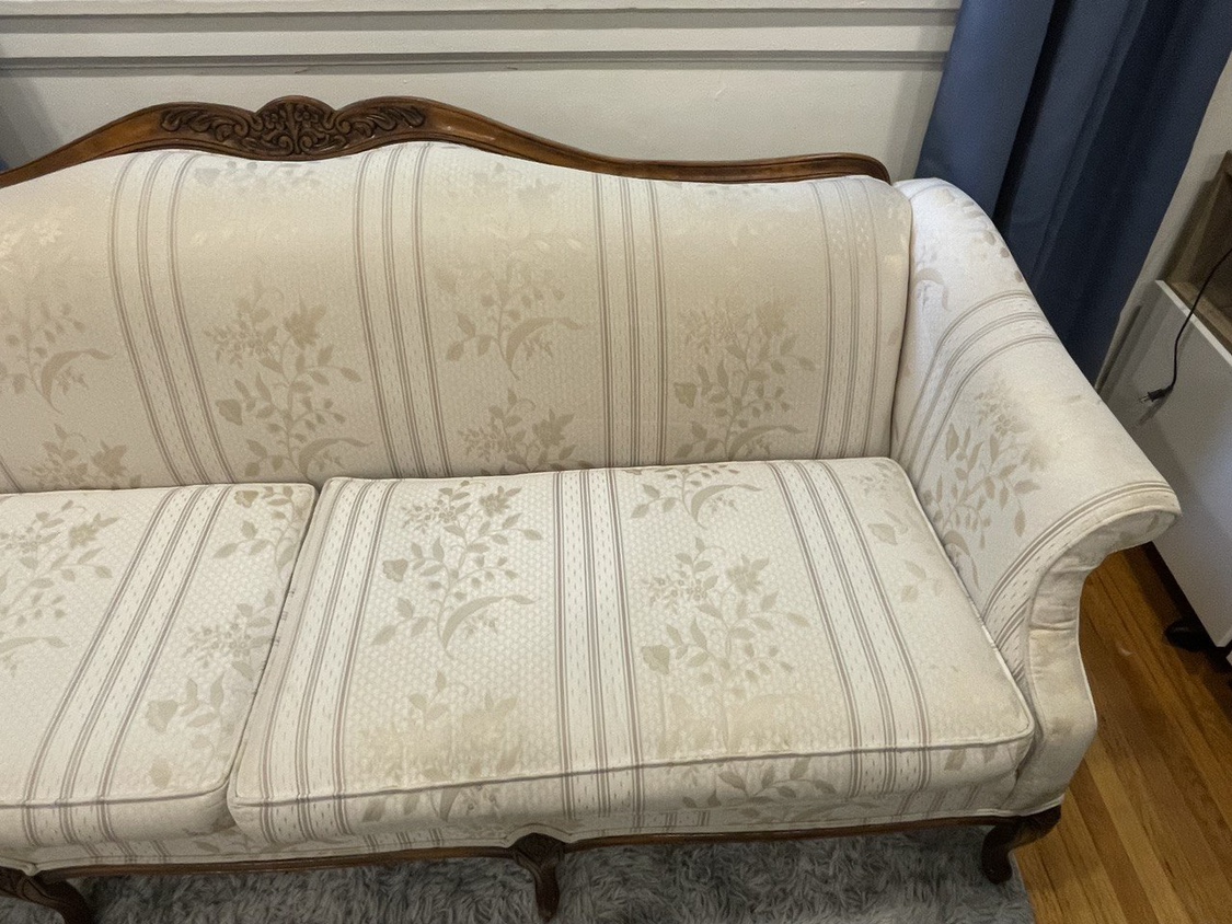FREE Sofa - MUST pick up this weekend - photo 5