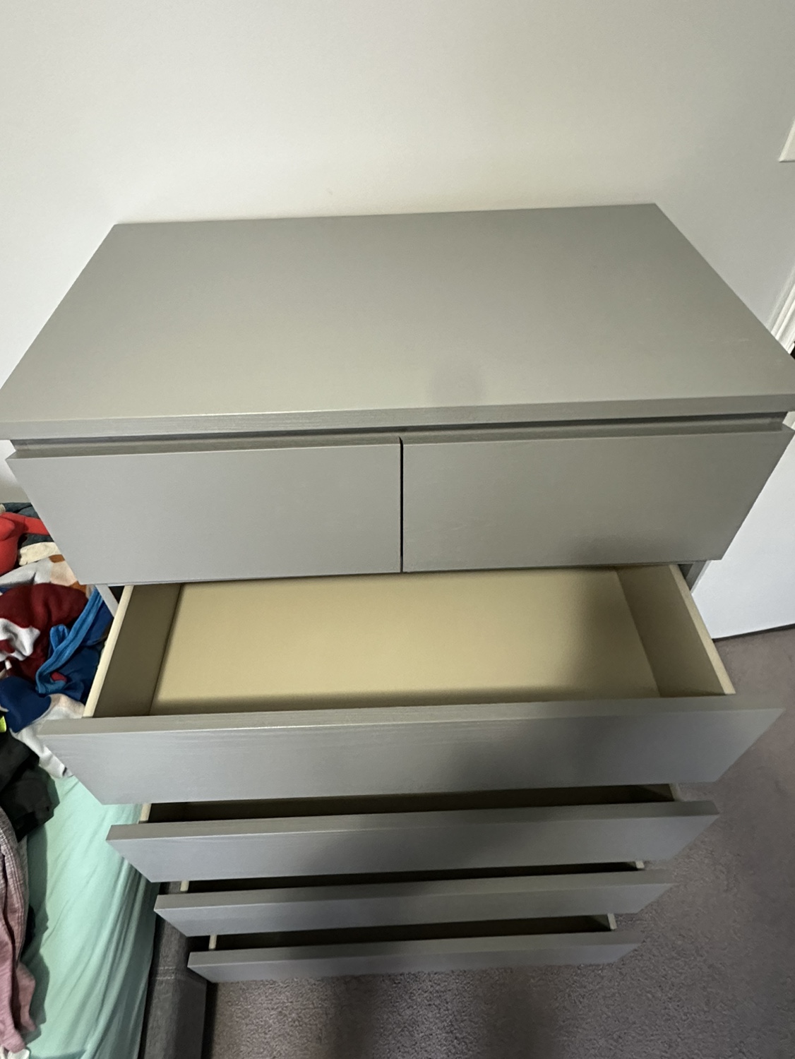 Grey 5-Drawer Dresser