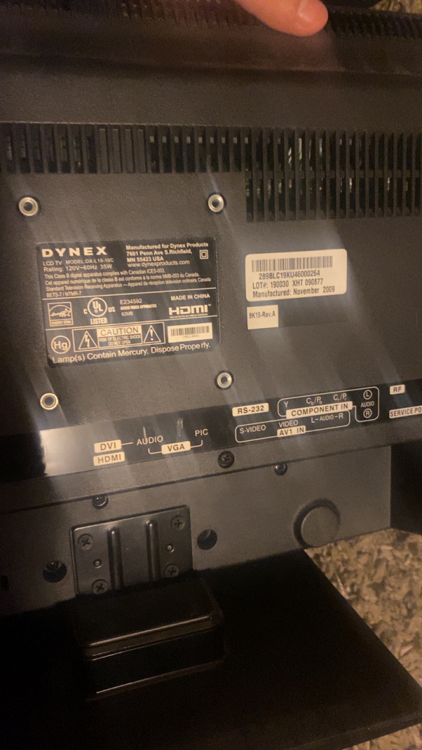 Dynex 19 inch LCD TV - photo 4