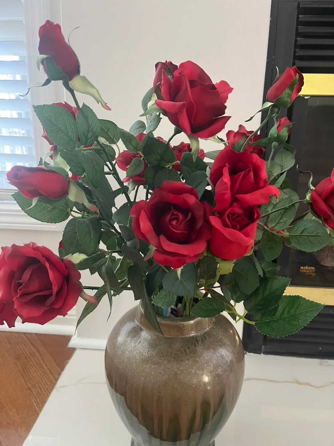 Ceramic Vase & Many 🌹 image indicator(2)