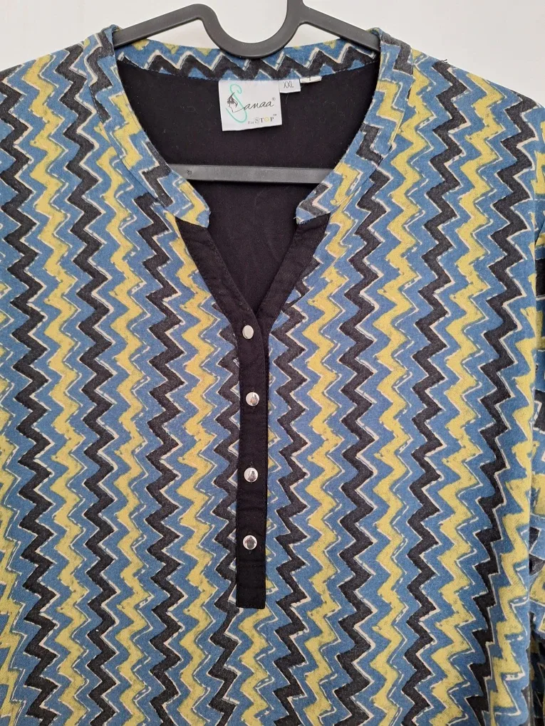 2 Pretty Kurtis / Tops image indicator(4)