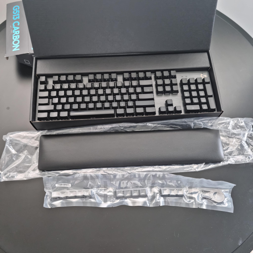 MOVING SALE - Logitech G513 Carbon Mechanical Gaming Keyboard - photo 2
