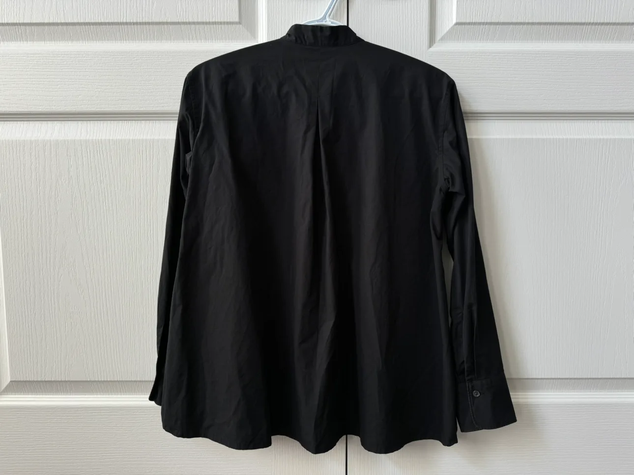 Uniqlo Womens Black Mandarin Collar Blouse image indicator(2)