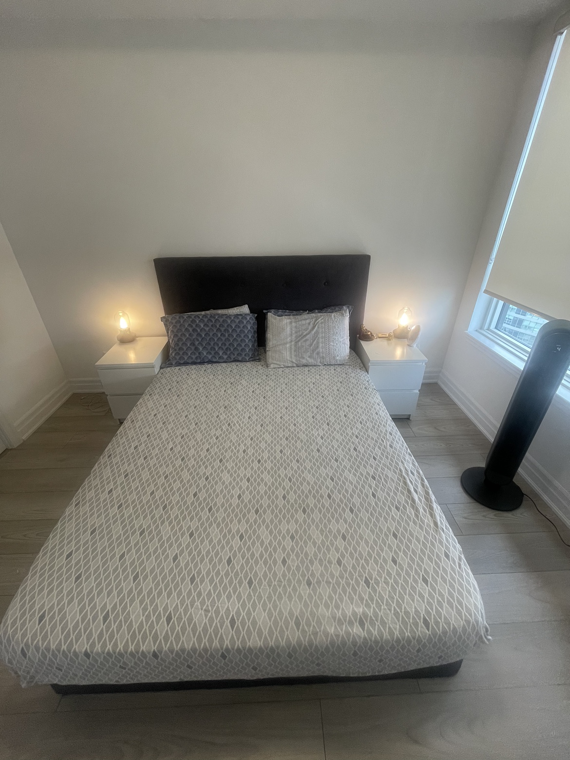 Queen size Mattress and Box with headboard - photo 2