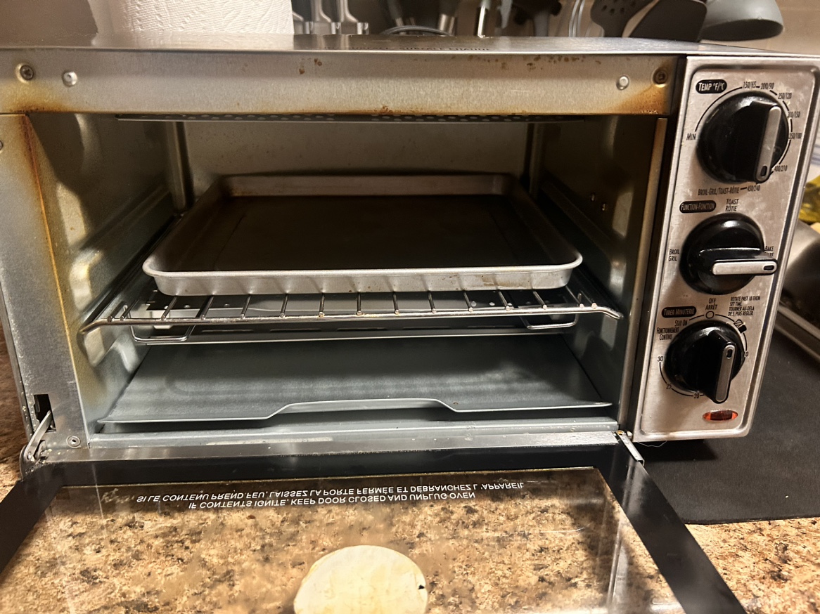 Hamilton Beach Countertop Oven - photo 4