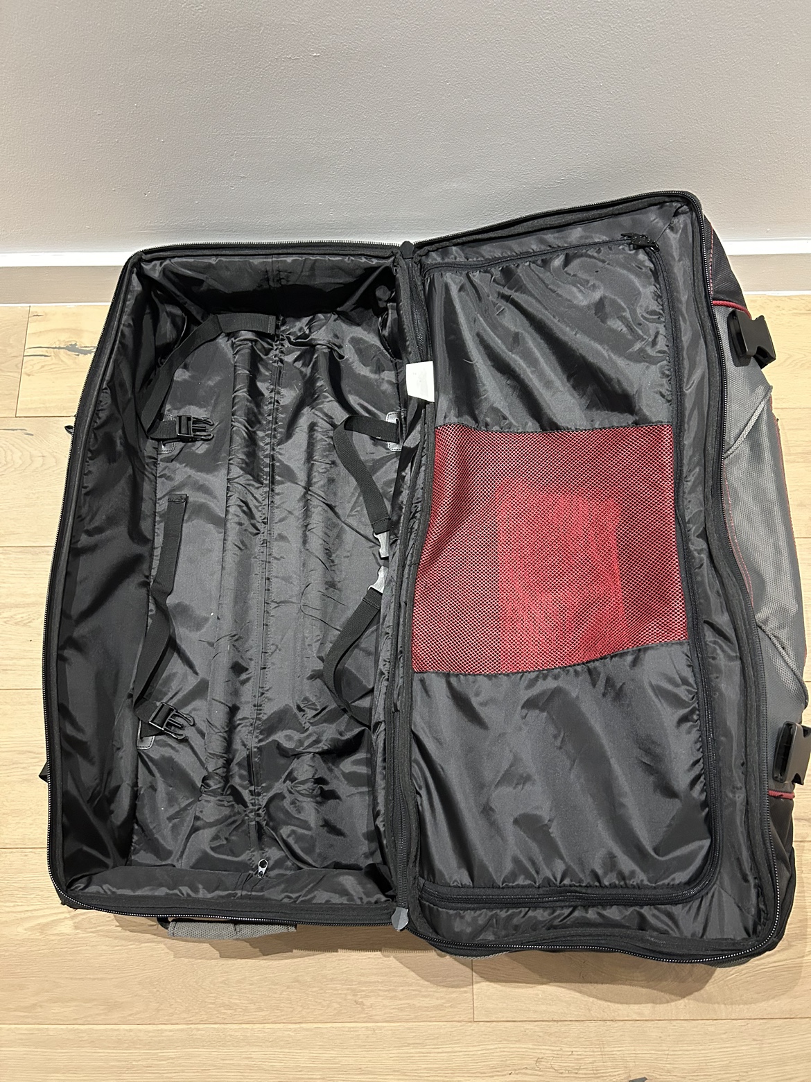 Large Rolling Check-In Luggage - photo 3