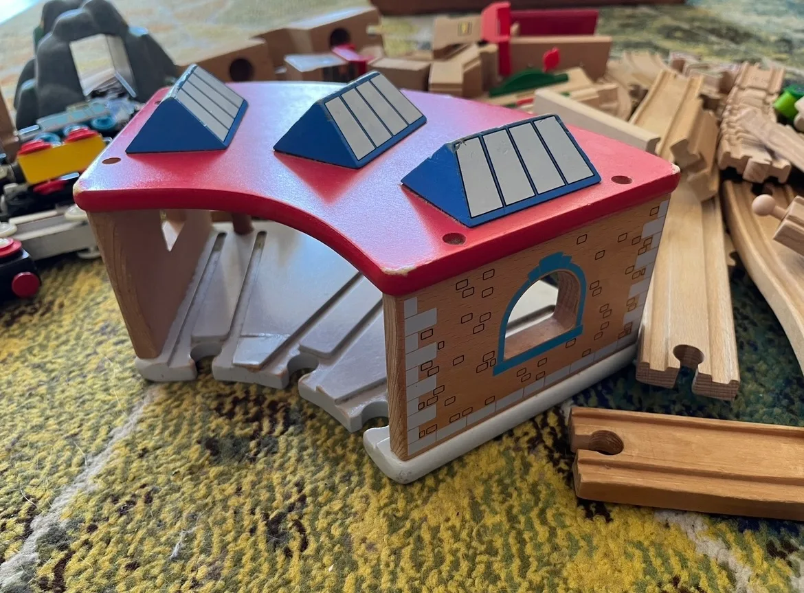 Brio wooden train set image indicator(6)