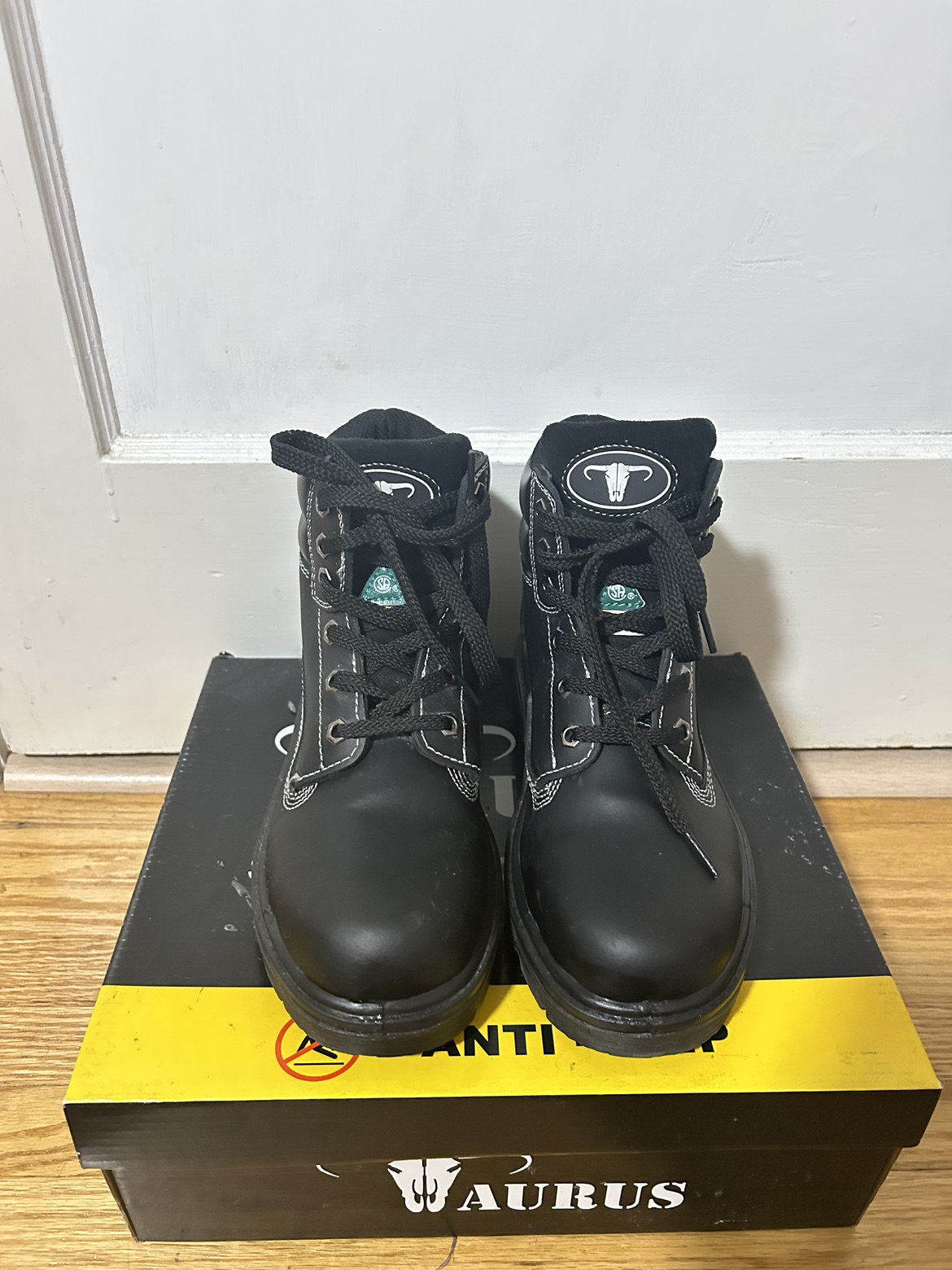 Taurus Black Safety Shoes(Anti-slip) - photo 2