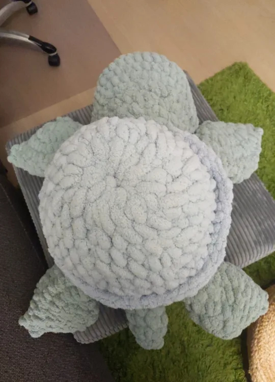 Giant Crochet Turtle image indicator(3)