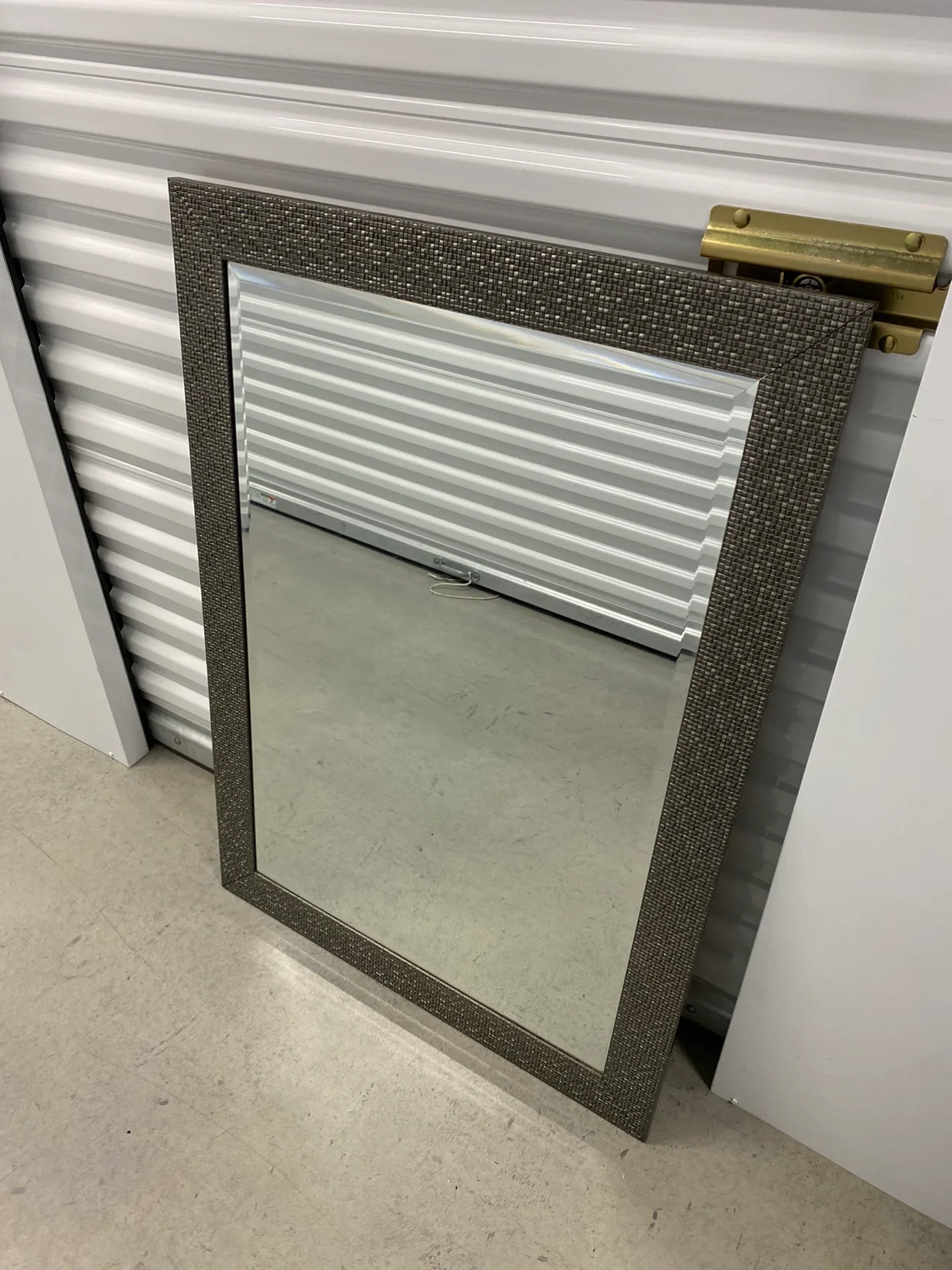 Silver Framed Mirror image indicator(3)