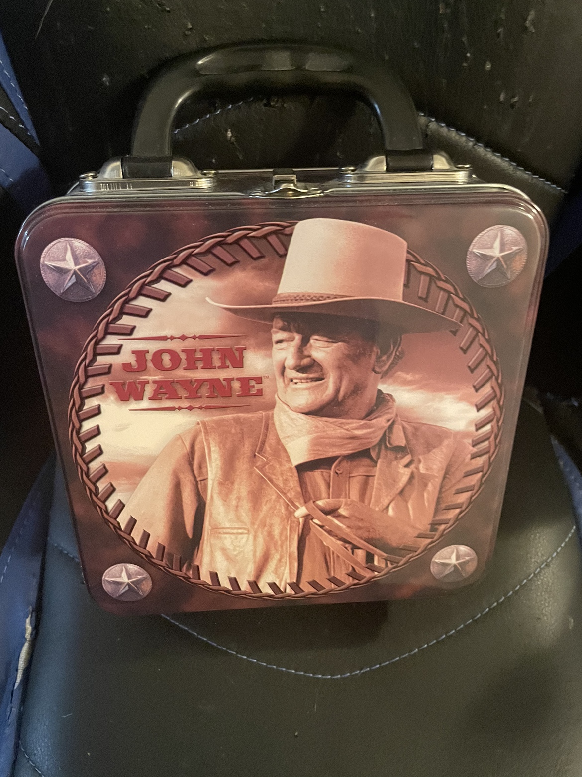 John Wayne Tin Box #freecycle - photo 5