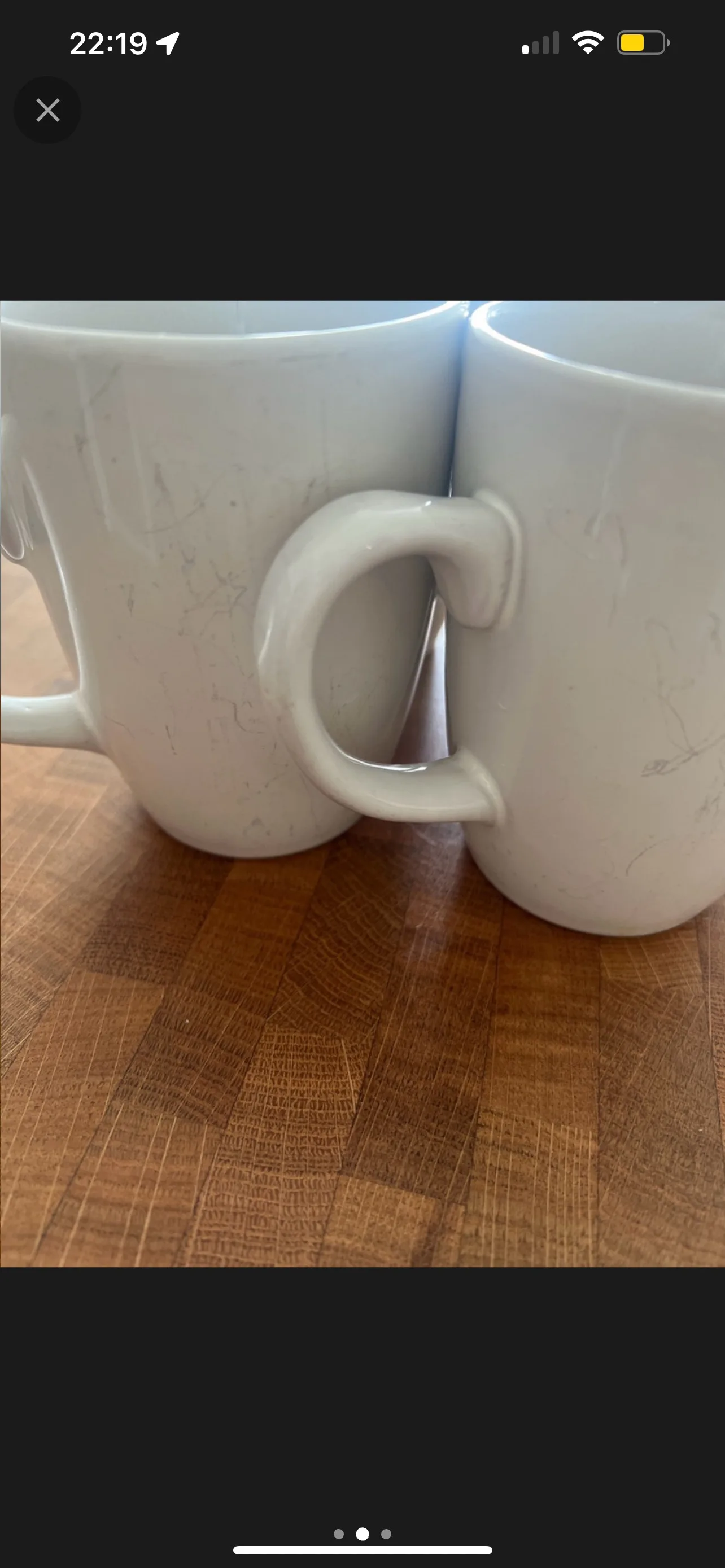 Set of 4 White Ceramic Mugs image indicator(2)