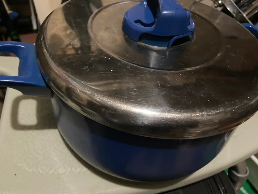 T fal Blue Pot with lid used good thumbnail