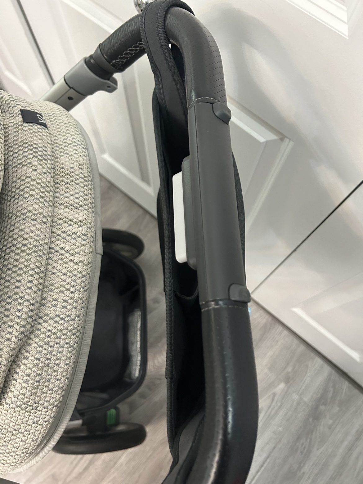 UPPAbaby Cruz V2 (slightly used-excellent condition) - photo 5