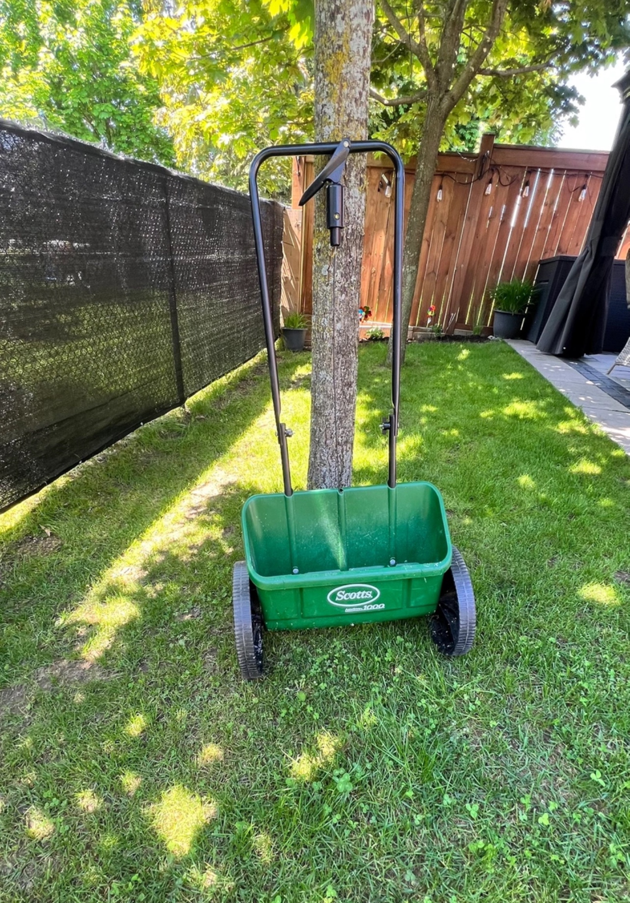Scotts Fertilizer Spreader