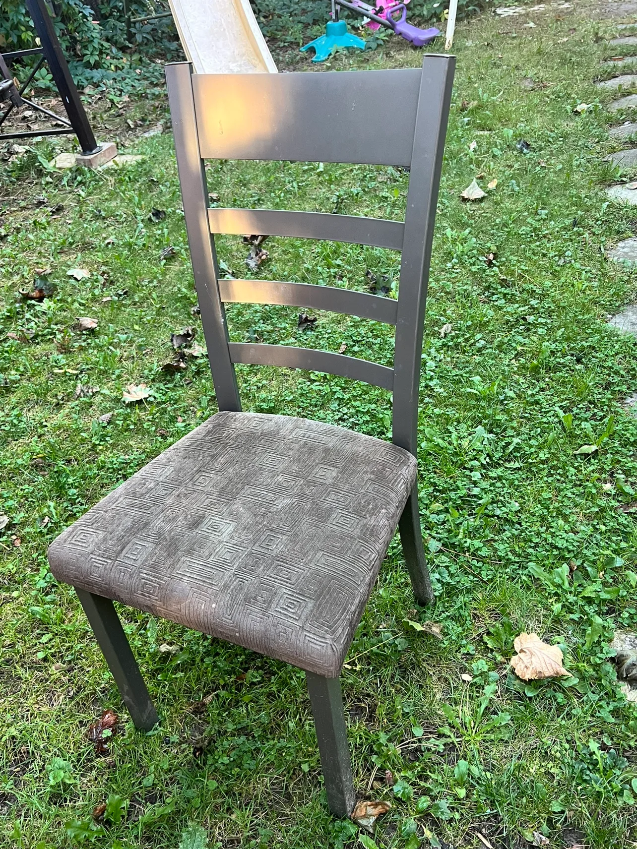 Dining Chair image indicator(2)