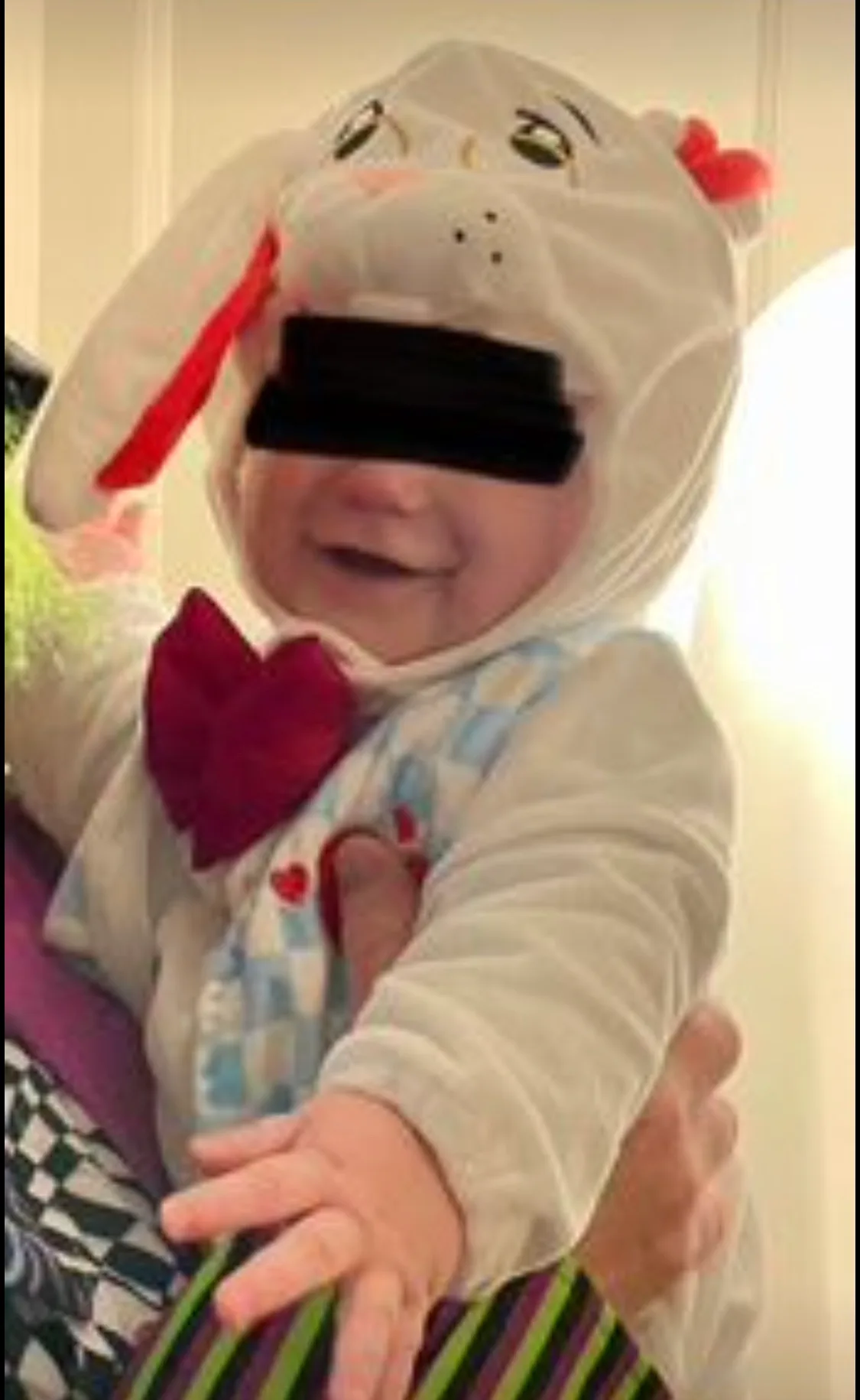 White Rabbit Costume - Baby image indicator(3)