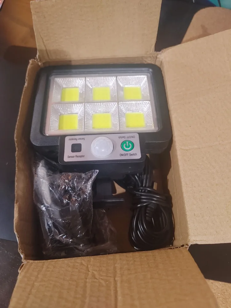 Solar Powered Motion Sensor Light thumbnail