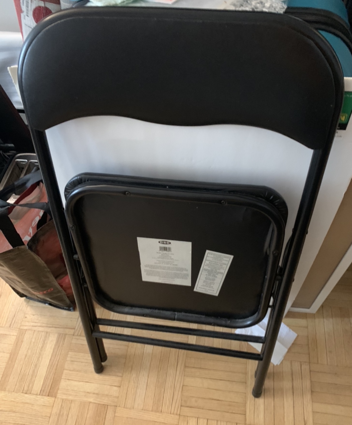 Black Folding Chair and White Metal Small Desk - photo 3