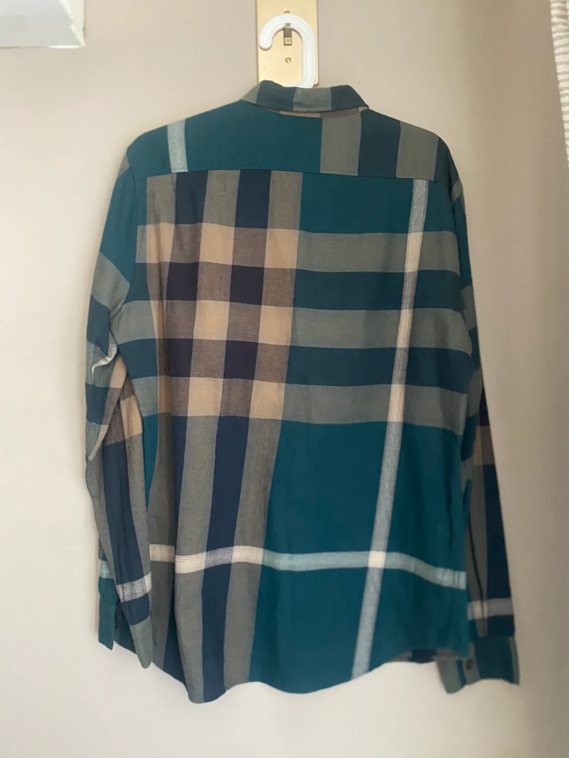 Burberry Men dark green shirt with iconic pattern design size M image indicator(2)