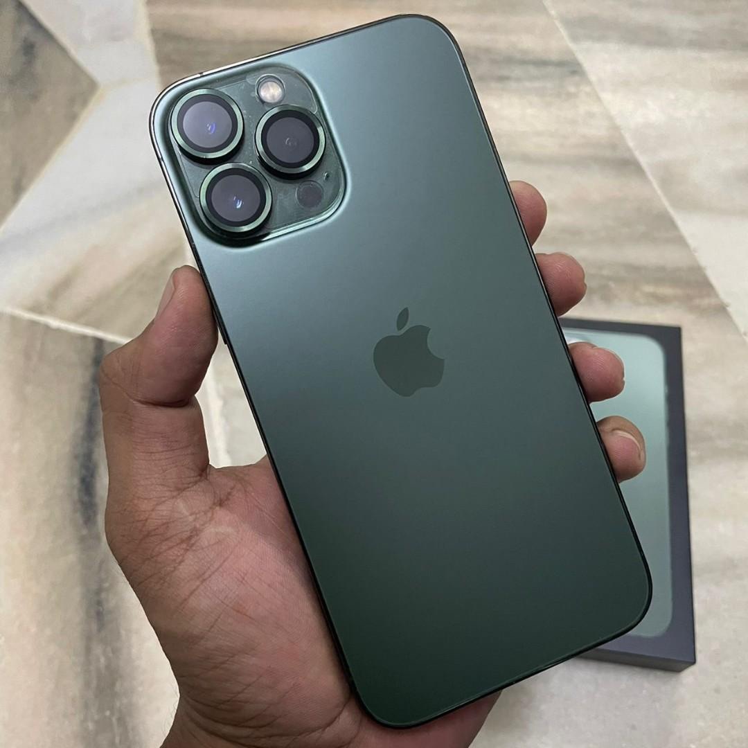 iPhone 13 Pro Max 256 gb in good condition