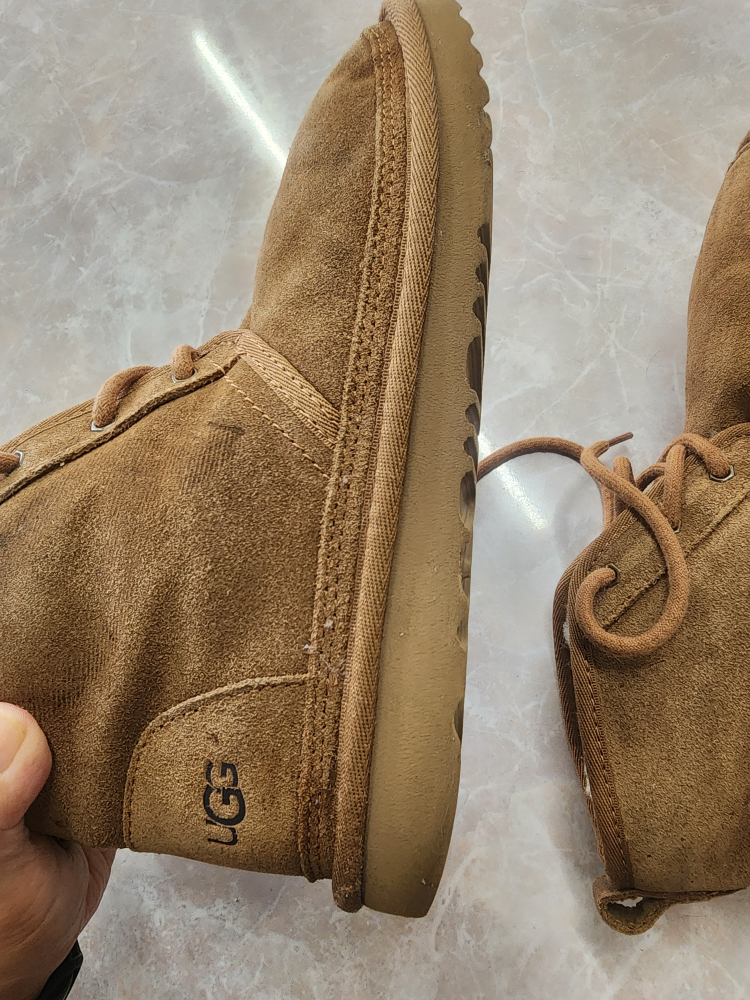 UGG Brown Suede Boots - photo 3