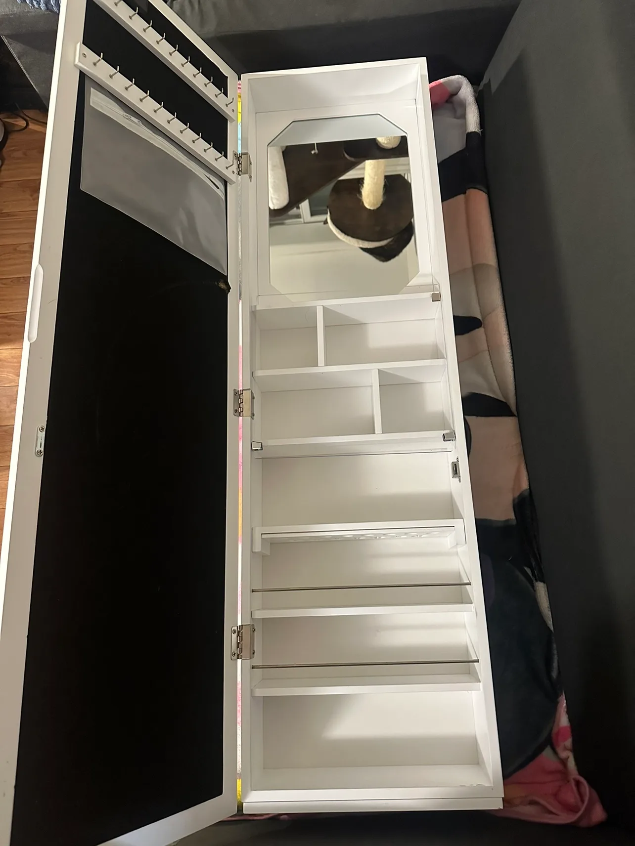 White Vanity Mirror with Lights image indicator(3)