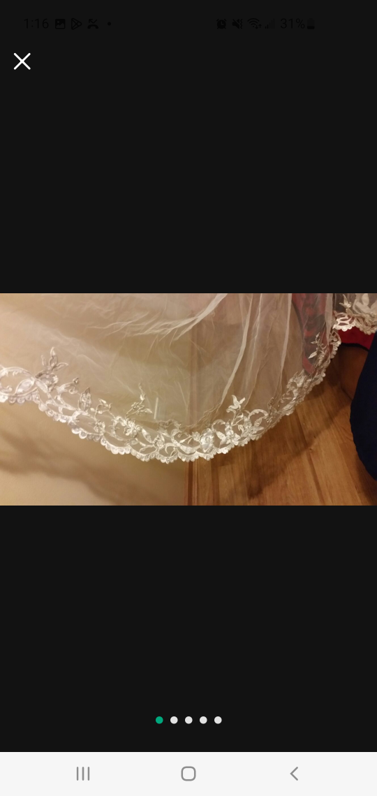 cathedral 10' Wedding Veil With Embroidered edging - photo 3