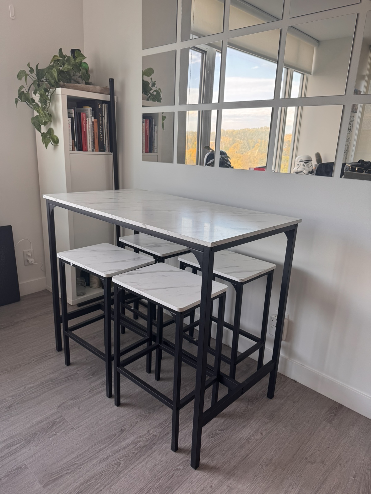 Dining Table Set with 4 Stools
